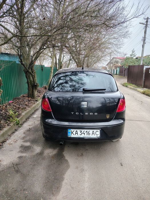 Сеат Толедо 2008 рік