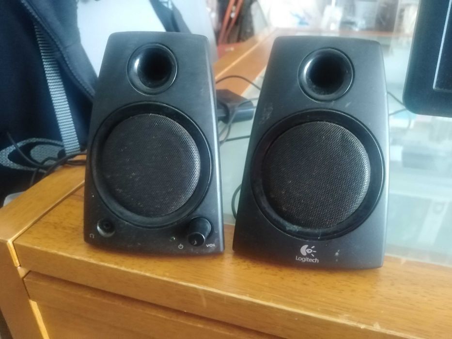 Monitor and various64552486235650124