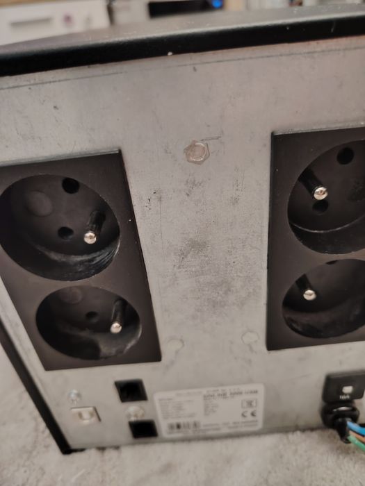 UPS Ever Sinline 3000W   1950W
