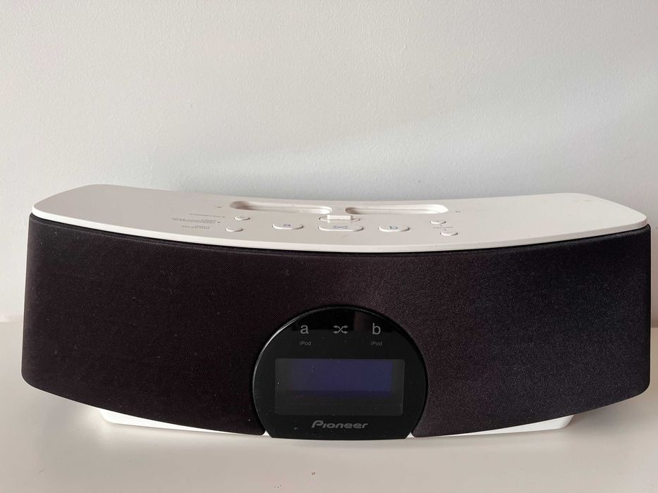 Pioneer XW-NAC1 com comando à distância