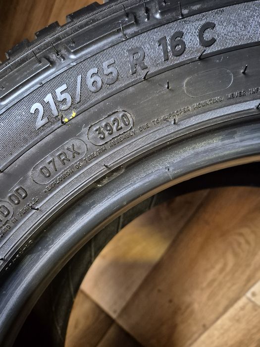 215/65/16C Michelin komplet Lato 8mm 2020r