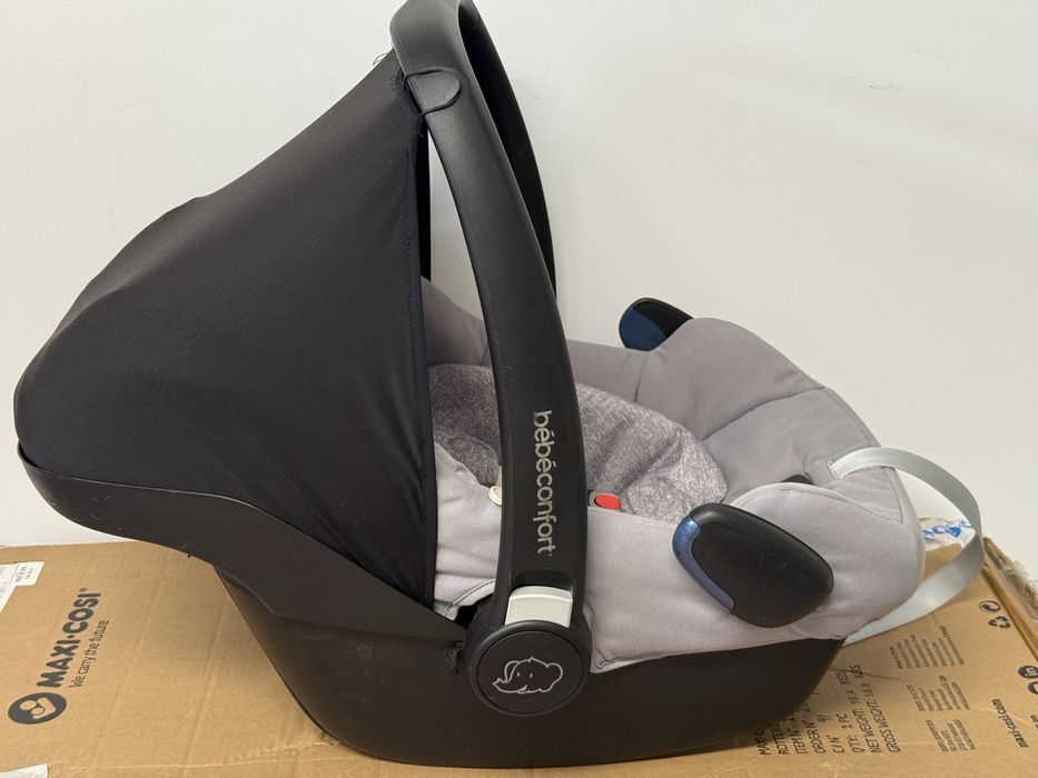 Ovinho bebecobfort + base isofix 2 way family