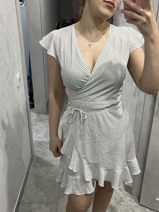 Платье в горошек
