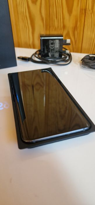 Флагман Samsung S9 4/128g