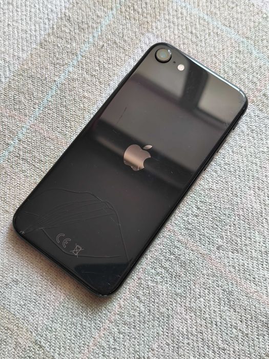 Apple iPhone SE 2 покоління на 64 GB