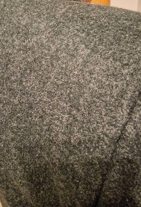 Płaszcz zimowy w odcieniu zielonym