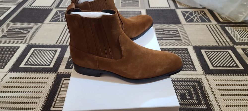 Продам чоловічі челсі Calvin Klein