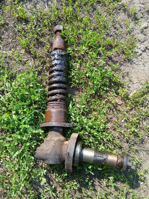 Цапфа трактор МТЗ 80.