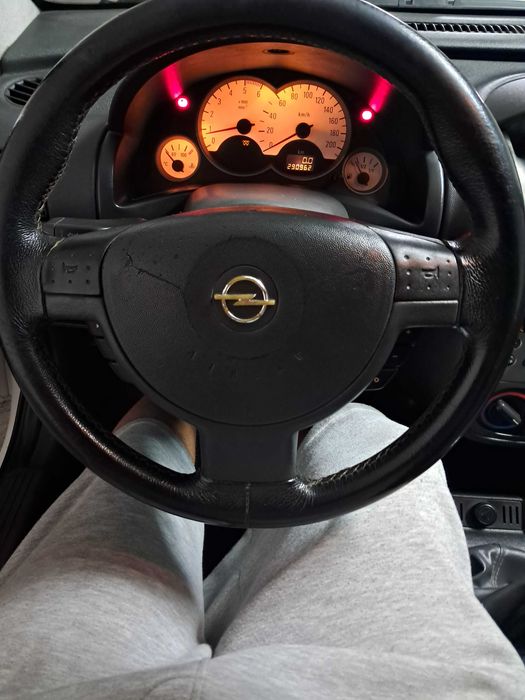 Opel Corsa 1.7 dti 2002