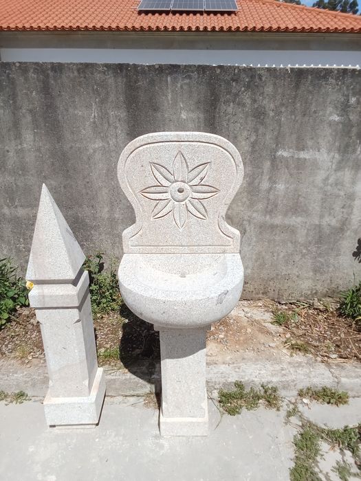 Fontanário em granito