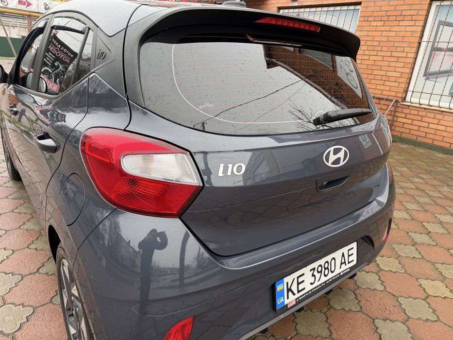 Продам Hyundai  i 10  АВТОМАТ