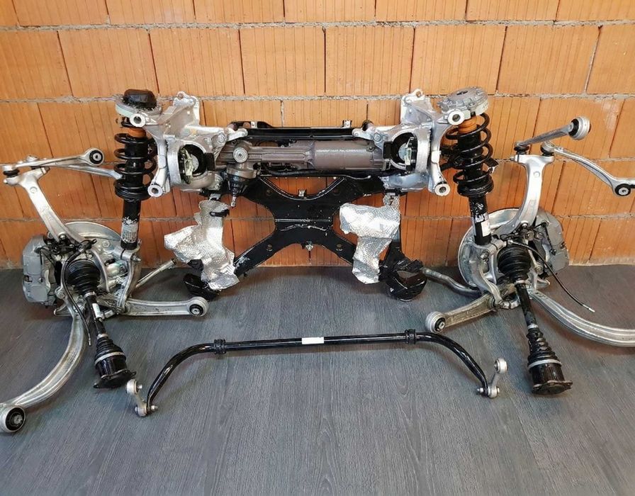 Підвіска Audi A8 D5 4N передня або задня права ліва підрамник разборка