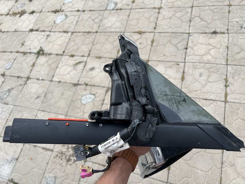 Зеркало правое Tesla S 2016-2020