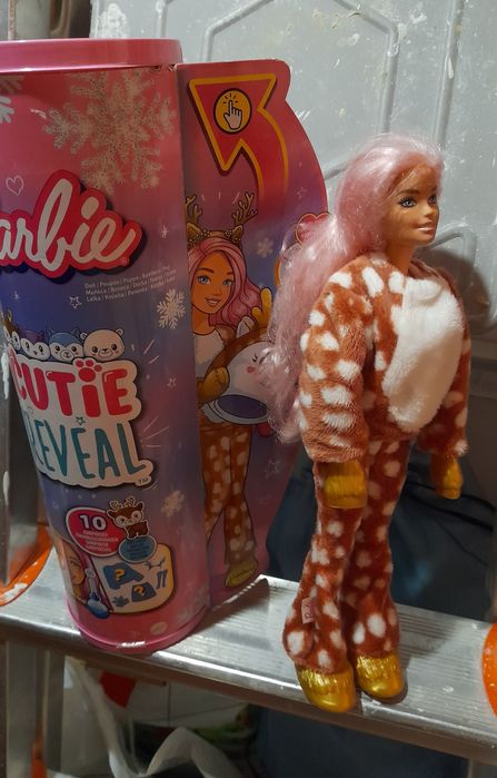 Barbie cute reveal