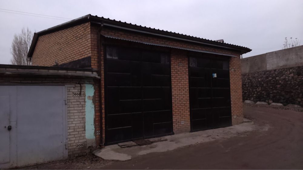 Продам гараж (бокс) кооп Таращанський 7.50/11м