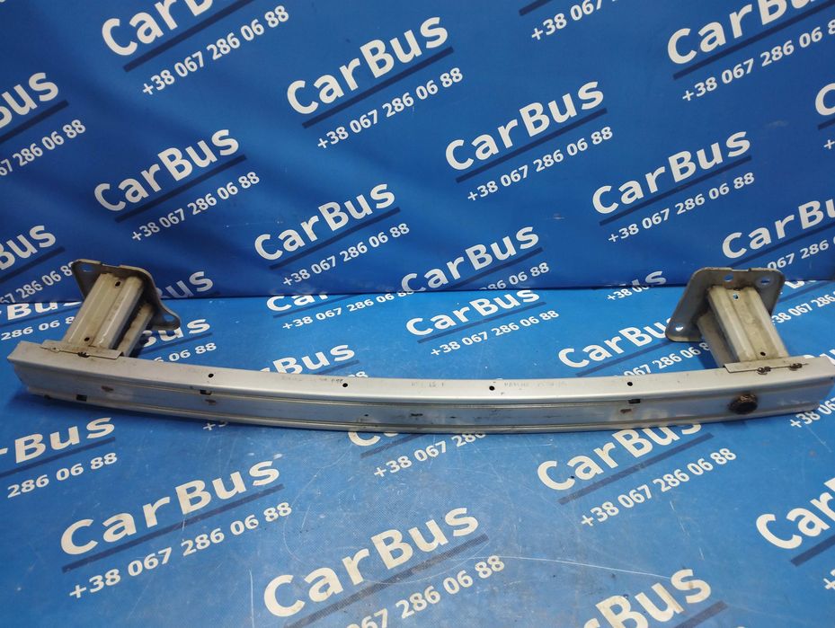 Уселитель бампера передній Renault Trafic 3 Opel Vivaro підсилювач