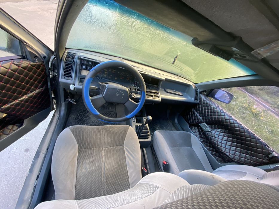 Терміново.! Продам Рено 21  1.7 газ/бензин ( можливий обмін )