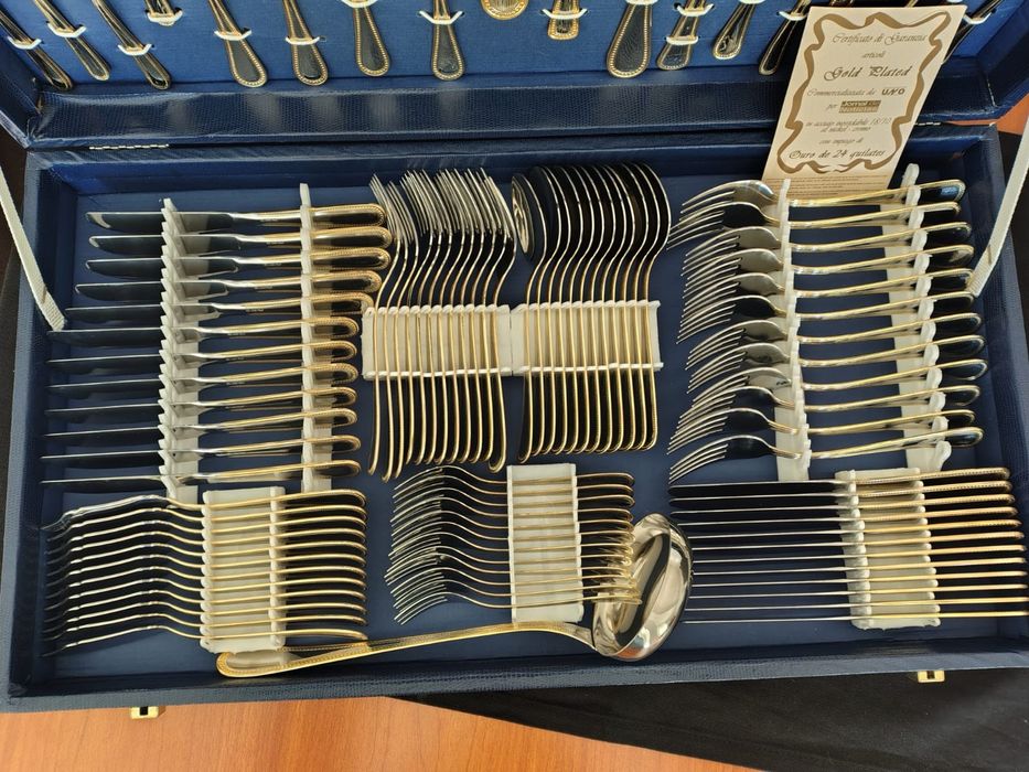 Faqueiro italiano 132 peças Inox 18/10 c/ ouro 24k - Novo, Nunca usado