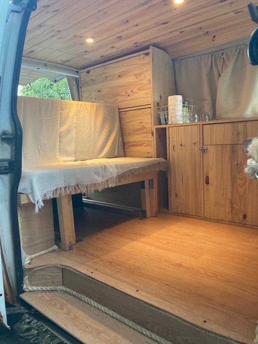 Campervan Pronta a Viajar - Legalizada como Especial Dormitório!
