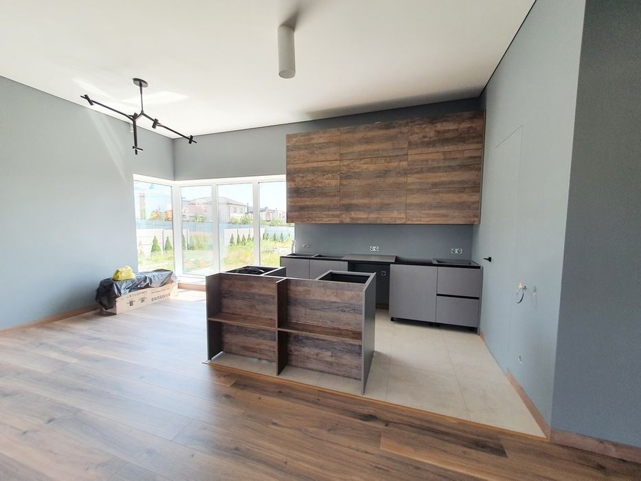 Продам дом с ремонтом Новоалександровка