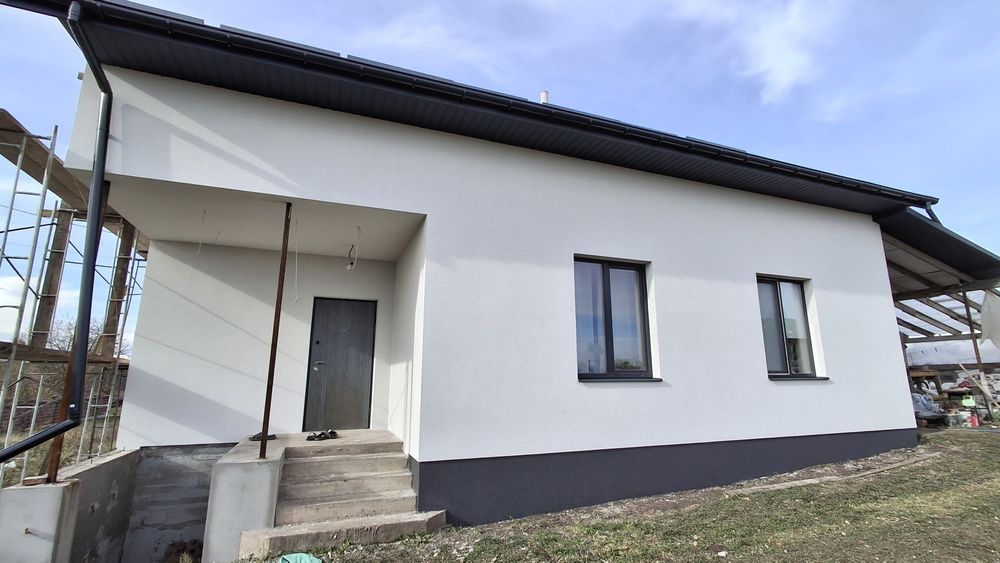 Утеплення Будинків (фасад) Монтаж водосточки та підшиви та водовідливи