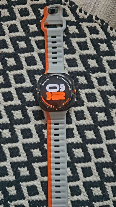 Sprzedam: Samsung Galaxy Watch Ultra , 47 mm + 3 dodatkowe paski!