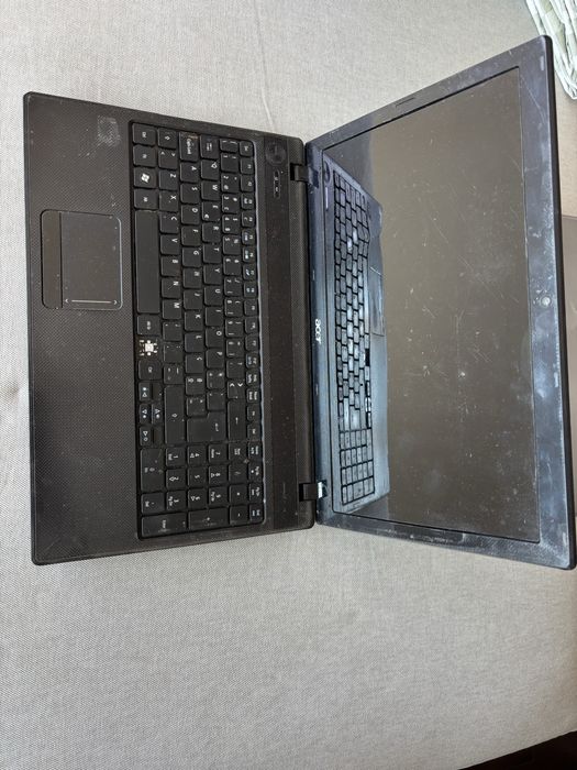 Lote de 2 computadores portáteis HP + Acer para peças