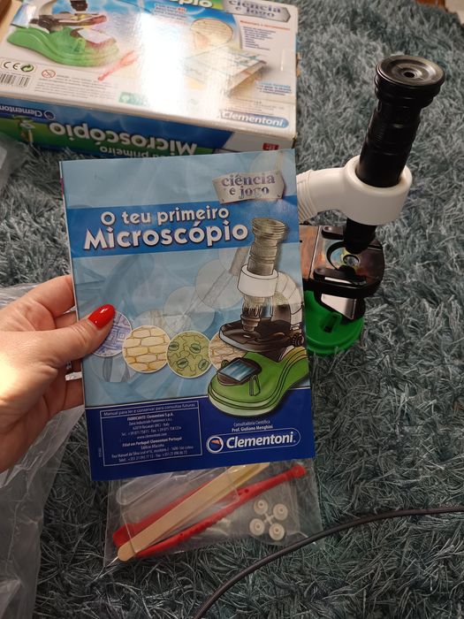 O meu primeiro microscópio Climentoni