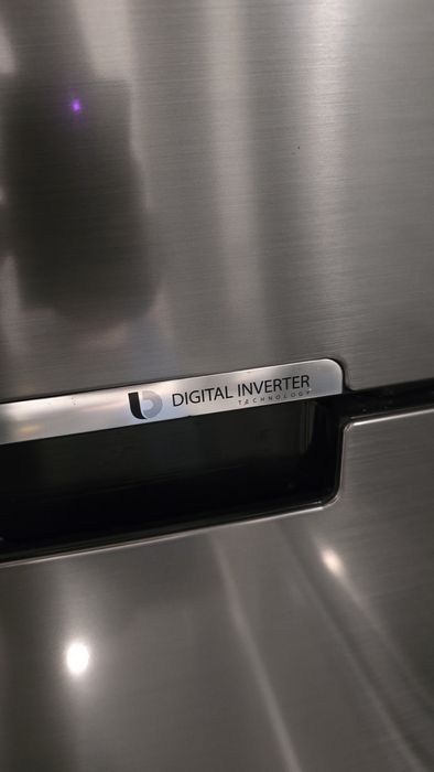 Frigorífico Combinado Samsung 328L