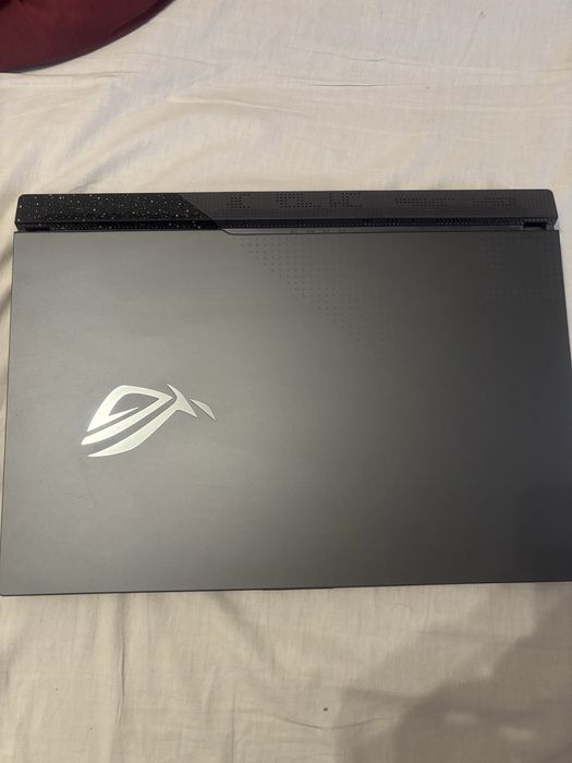 Laptop ASUS Rog Strix G17