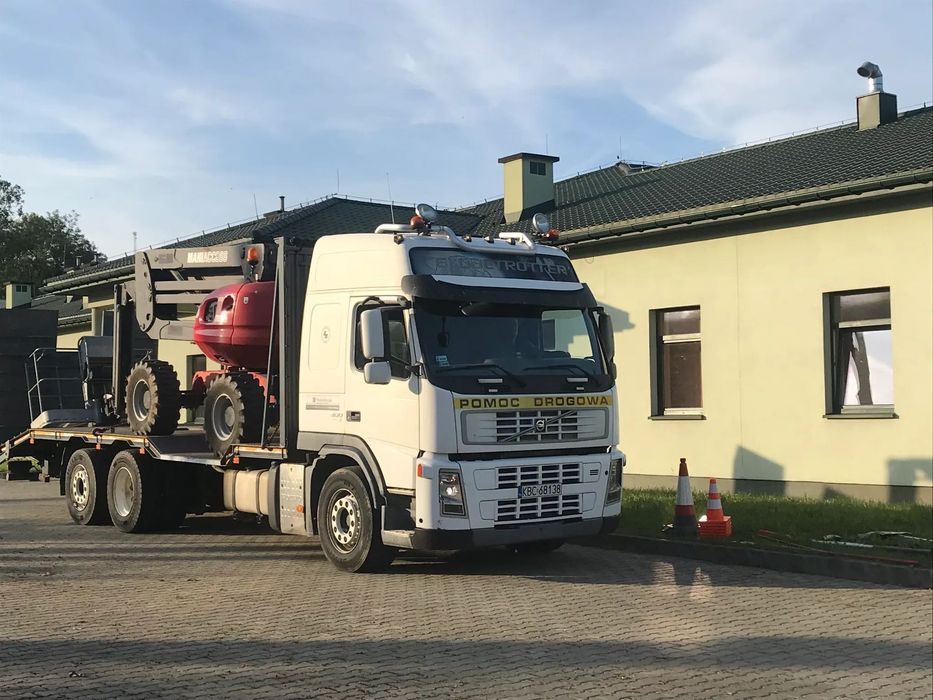 Volvo FM  Pomoc drogowa laweta