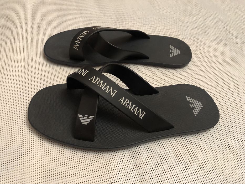 в'єтнамки Emporio Armani Розмір 40 Італія