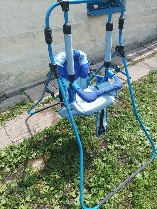 Продам детскую качелю