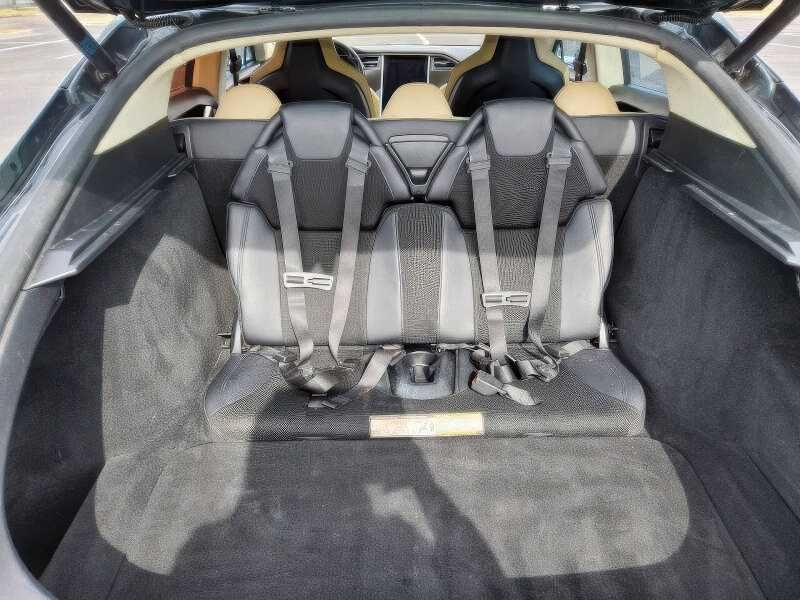 2013 Tesla Model S Performance