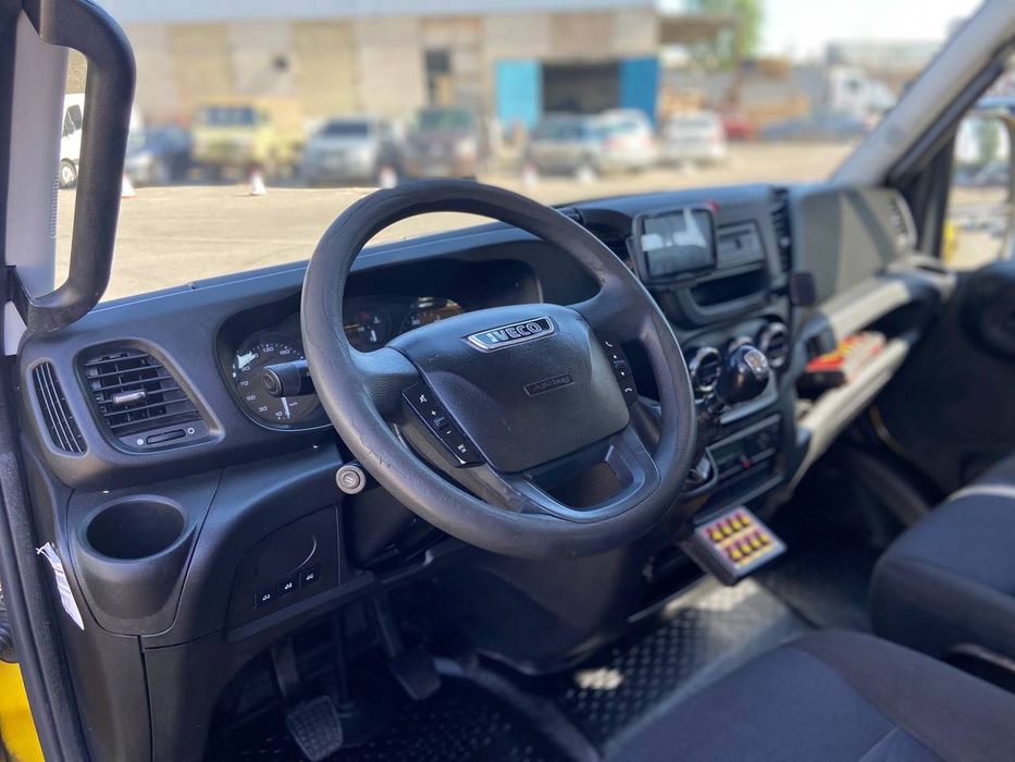 Iveco Daily 70-180 • Евакуатор • 2016 • 3.0 Diesel • Falkom FAS 3000 • 7 місць