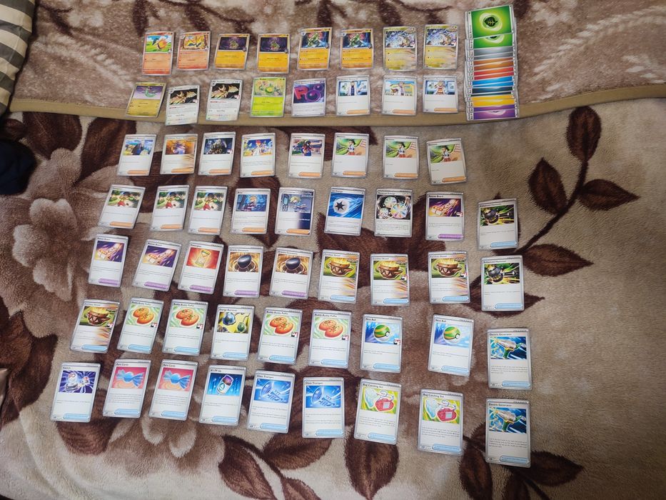 Zestaw 74 grywalnych kart Pokemon PTCG Poffin Budew Noctowl Vessel