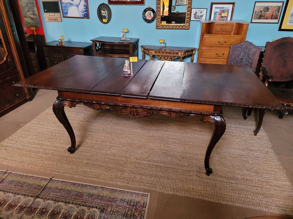 Very old solid wood table – extendable – Very good condition64409328513282120