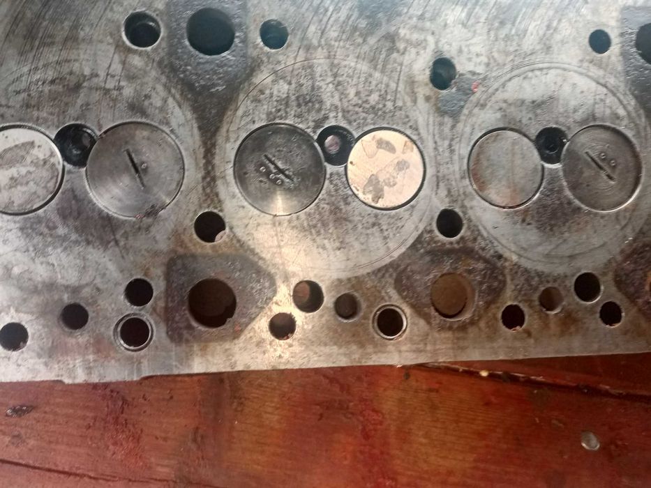 Продам запчасті  тракторні  і до автомобіля