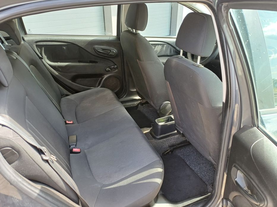 Fiat Punto 1 .2 gasolina 2015