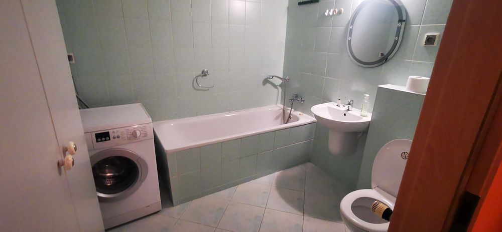 Wynajmę ładną dużą  kawalerkę