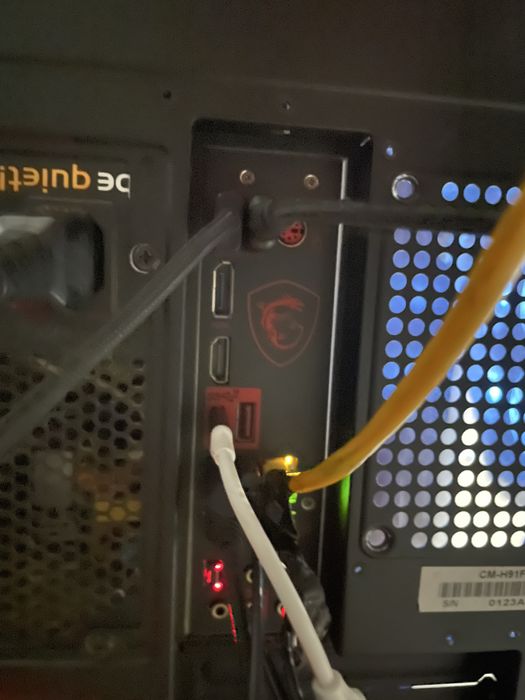 MSI z390 gaming pro carbon ac + i5 8400 + 8GB RAM DDR4. GTX 1050Ti