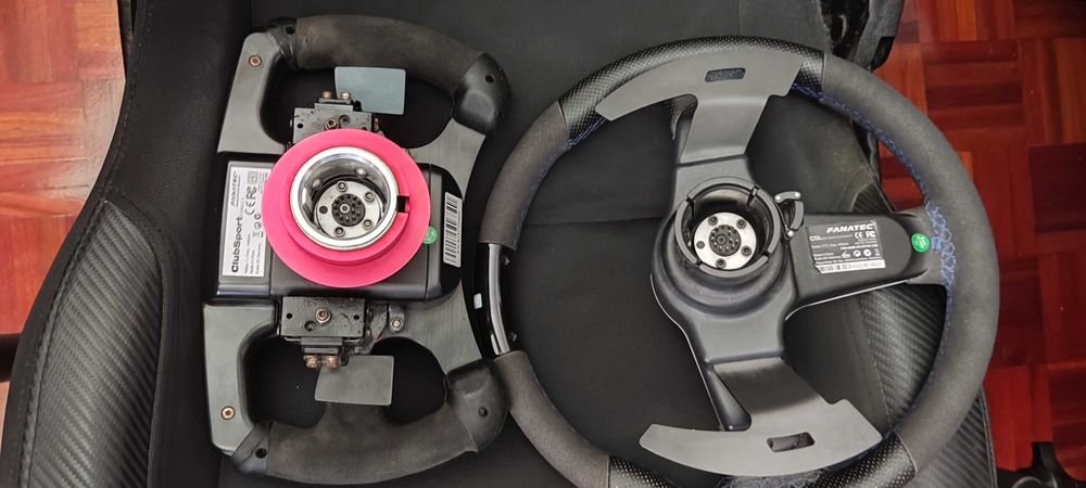 Conjunto SIM Racing Fanatec CSL Elite +, Base e volantes (Playstation/PC)
