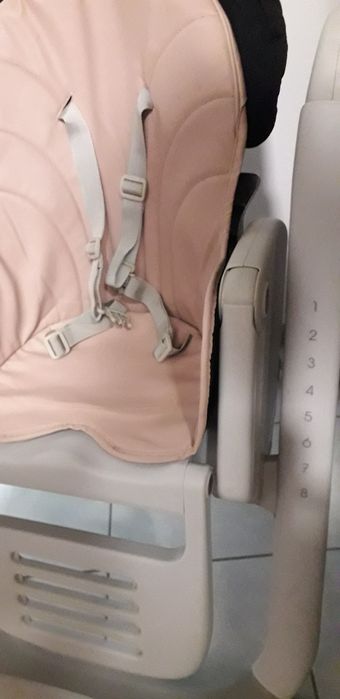 Krzeselko do karmienia