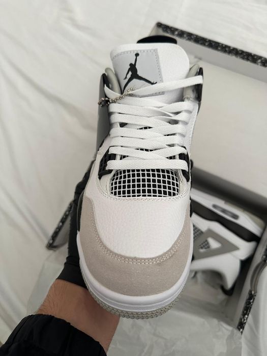 Sapatilhas Jordan 4 Black Military 41/42/43/44