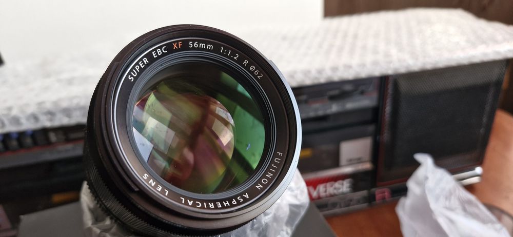 Fujifilm, Fujinon XF 56mm f1.2  R Japan