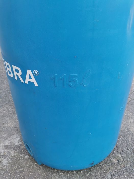 Depósito eurofifra de 115 litros