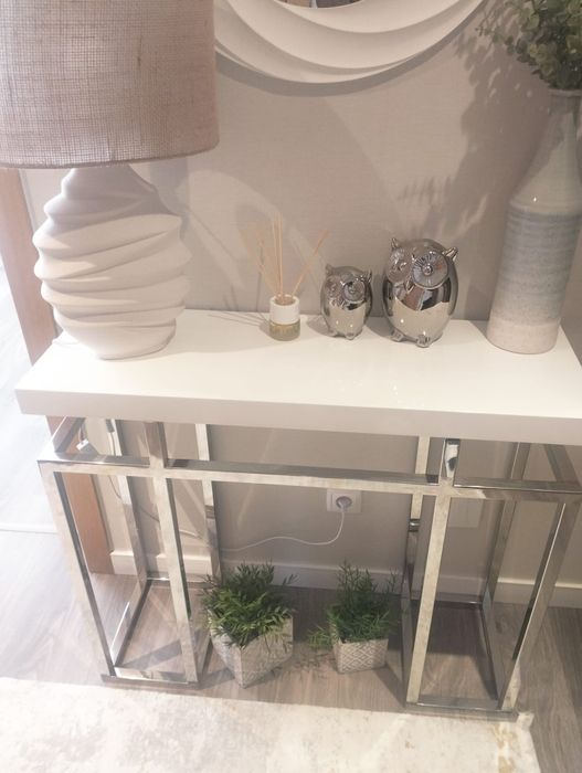 Consola moderna loja de decoração