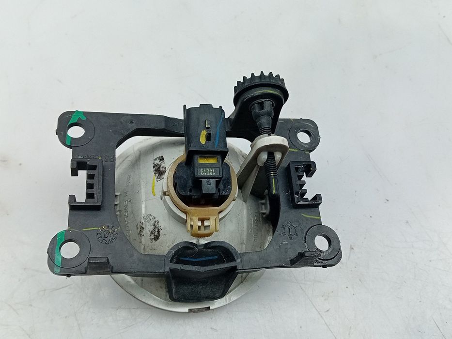 Farol nevoeiro frente esquerdo CITROËN C3 III (SX)