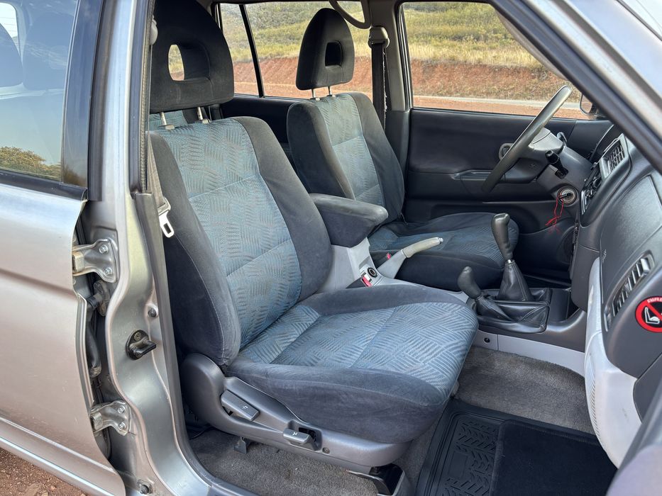 Mitsubishi Pajero Sport 2.5 TD GLS