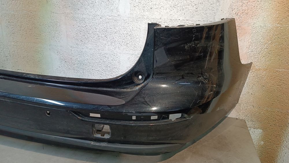 Vendo parachoque de trás Volvo V60 R-desing pro ano 2018/19